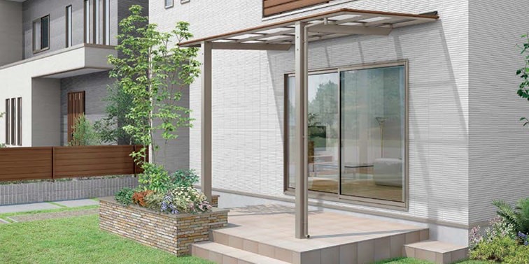 LIXIL フーゴF テラスタイプ テラス屋根の施工イメージ(福岡)