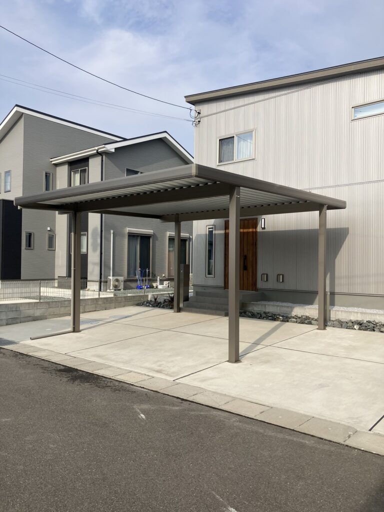 折板屋根カーポート施工実績｜佐賀県みやき町