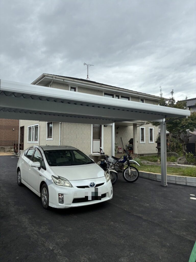 アスファルト舗装と折板カーポート施工実績｜佐賀県基山町
